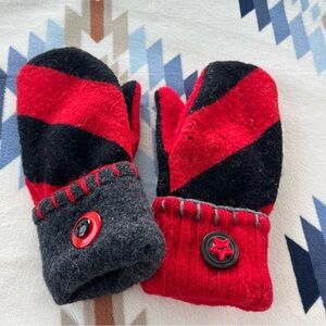 Vintage Handmade Unique Wool Mittens